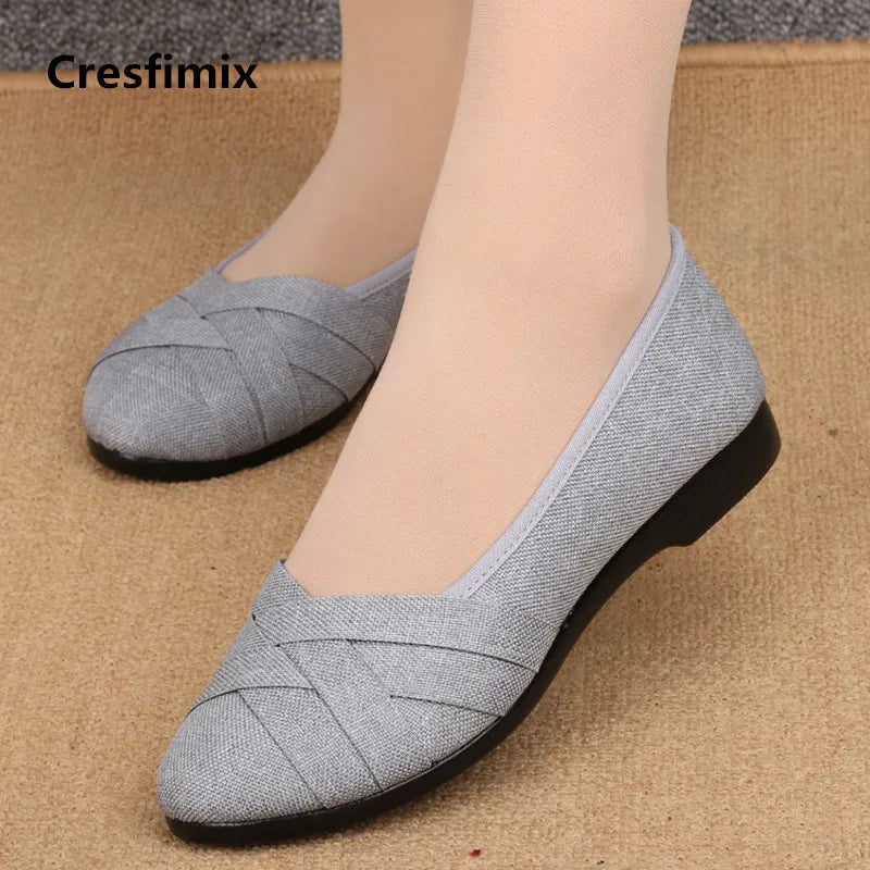 Women comfortable cloth flat shoes lady cute spring & summer slip on loafers lady cool street shoes