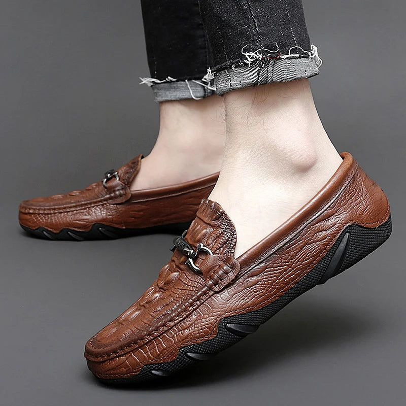 Luxury Genuine Leather men shoes Crocodile pattern Moccasin Leisure Drive shoes Fashion British Style man Loafers Zapatos Hombre