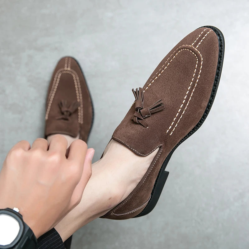 Men Loafers Brand Suede Leather Shoes Vintage Slip-on Classic Casual Men Driving Shoes Wedding Male Dress Shoes Tassel pointed