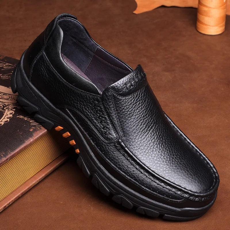 Leather Men Casual Shoes Soft Sole Comfortable Loafers for Men Fashionable Slip-on Driving Shoes Non-slip Business Shoe