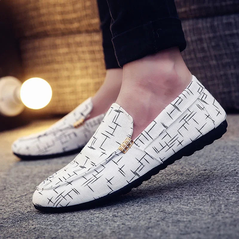 Men's Casual Shoes Red Loafers Cleat Shoes Metal Trim Adulto Driving Moccasin Soft Comfortable Casual Shoes Men's Sneakers Flats