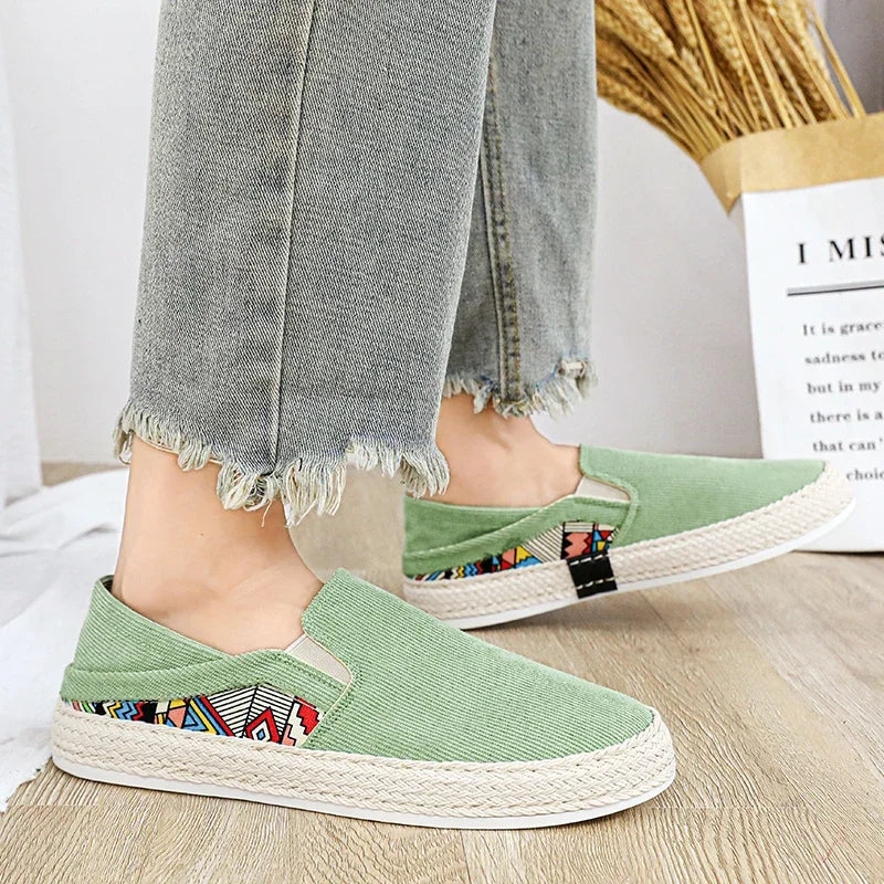 Men Canvas Shoes Casual Sneaker for Men Slip-on Vulcanized Comfortable Male Flats Loafers Driving Shoes Zapatos Hombre