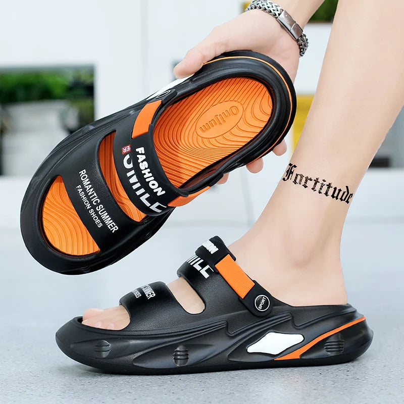 New Men Outdoor Sandals Slippers Beach Comfortable Thick Sole Clogs Men Casual Shoes Garden Shoes Men Women Beach Sandals