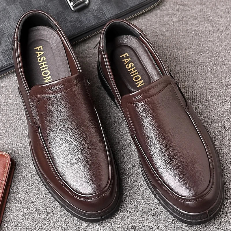 Genuine Leather Shoes for men Casual Soft Rubber Loafers Business dress Shoes Casual Plus Velvet Spring Autumn Luxury