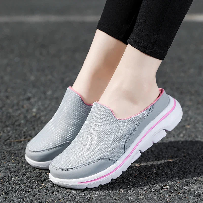 Men Slippers Summer Breathable Home Indoor Slippers Men Thick Bottom Slides Fashion Couple Walking Shoes Chanclas Hombre