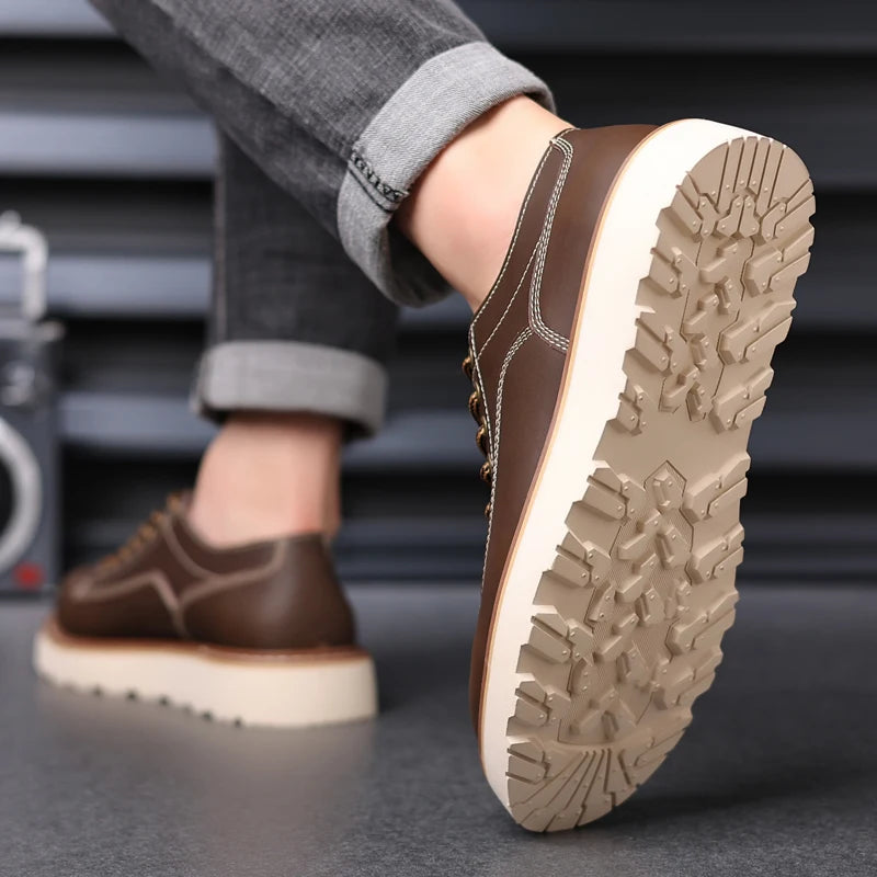 Spring Lace-up Oxford Shoes Leather Outdoor Walking Sneakers New Fashion Male Casual Shoes Soft Driving Shoes Sneakers Men Shoes