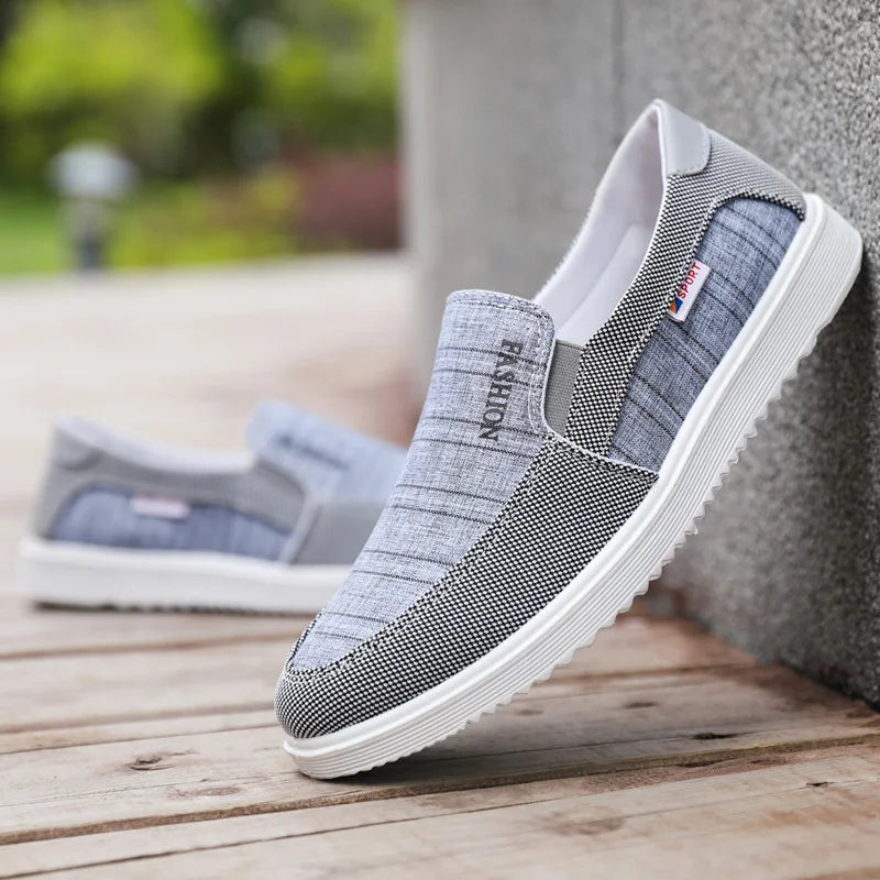 Men Canvas Shoes Slip on Casual Loafers Breathable Summer Fashion Sneakers Youth Comfortable Skate Shoes Office Work Shoes