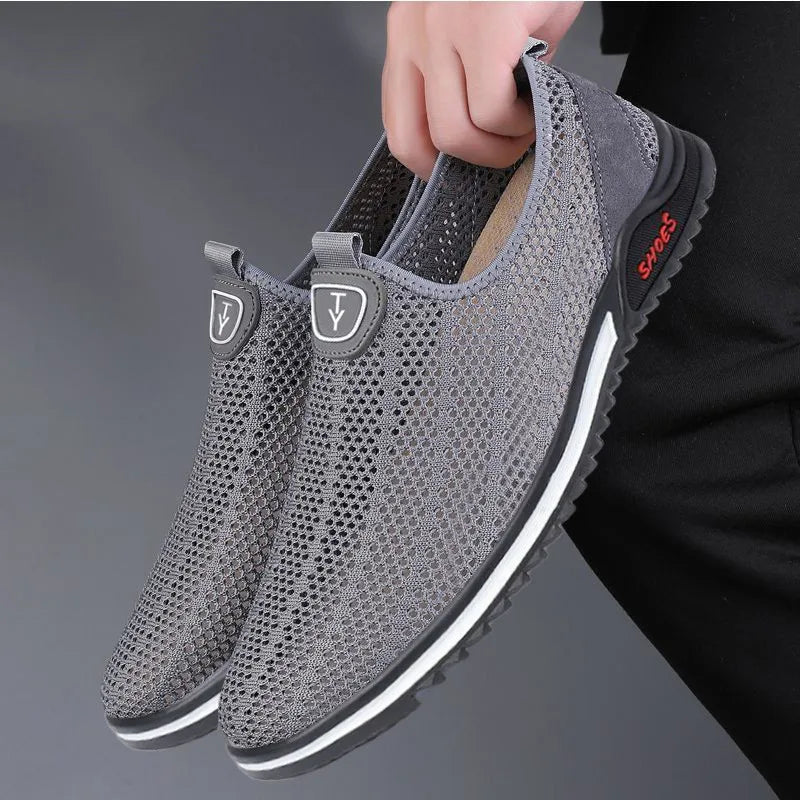 Men Casual Work Shoes New Summer Thin Mens Breathable Hole Shoes Loafers Men Mesh Non-slip Hollow Out Solid Color Footwear