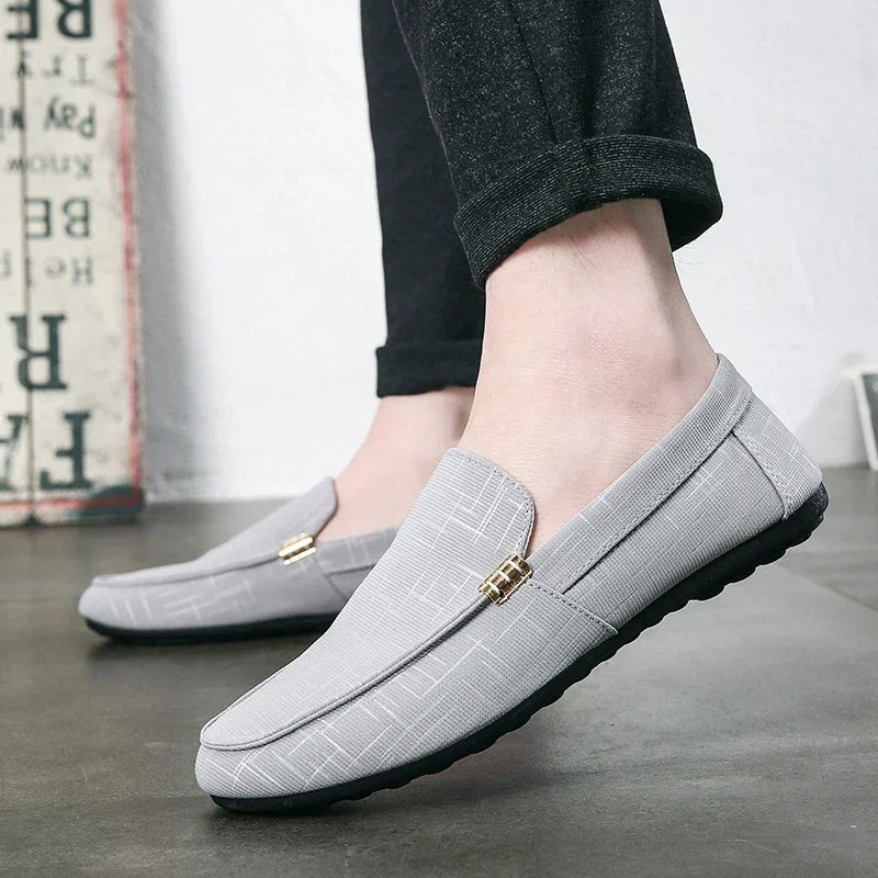 Men Casual Shoes Breathable Mens Driving Shoes Luxury Brand Men Loafers Comfort Slip-on Lightweight Lazy Shoes Moccasins