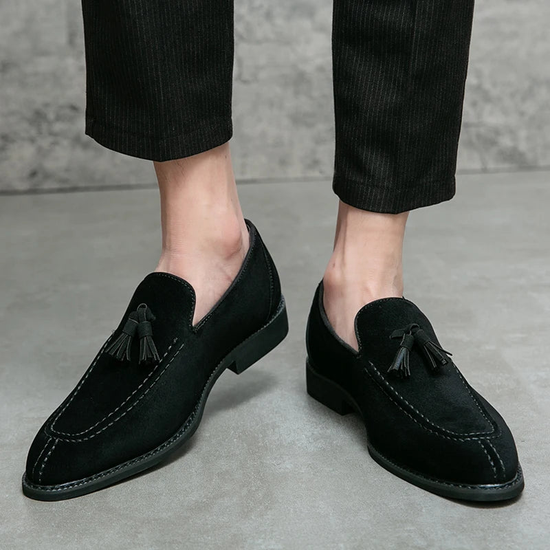 Men Loafers Brand Suede Leather Shoes Vintage Slip-on Classic Casual Men Driving Shoes Wedding Male Dress Shoes Tassel pointed