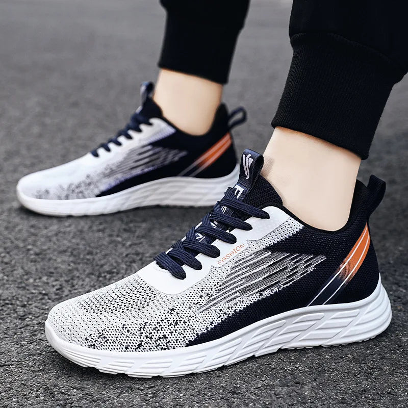 Men fashion shoes spring  Breathable running shoes Korean version of light casual Sneakers male sneakers